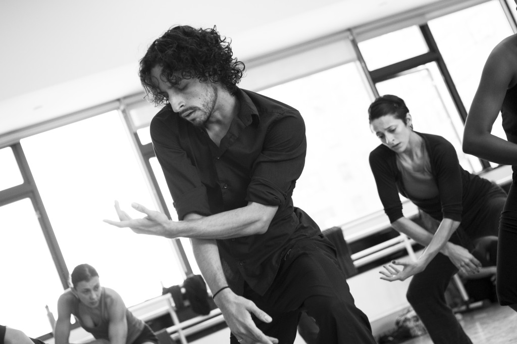 "Hogar" in rehearsal. Image courtesy of Michelle Tabnick Communications