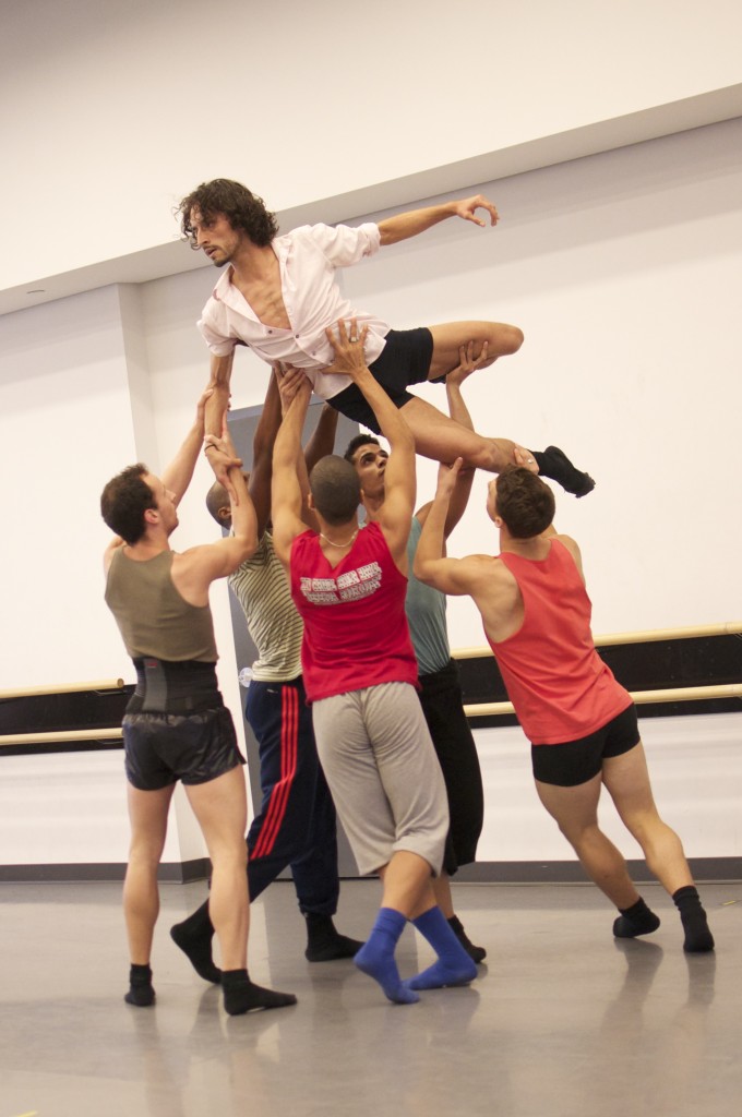 "Umbral" in rehearsal. Image courtesy of Michelle Tabnick Communications.