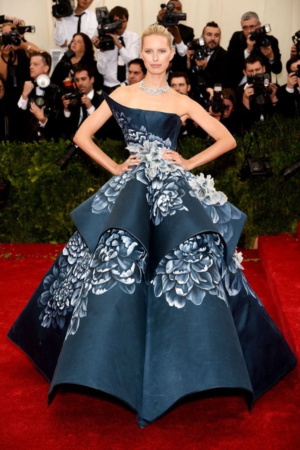 Karolina Kurkova image courtesy of harpersbazaar magazine.com